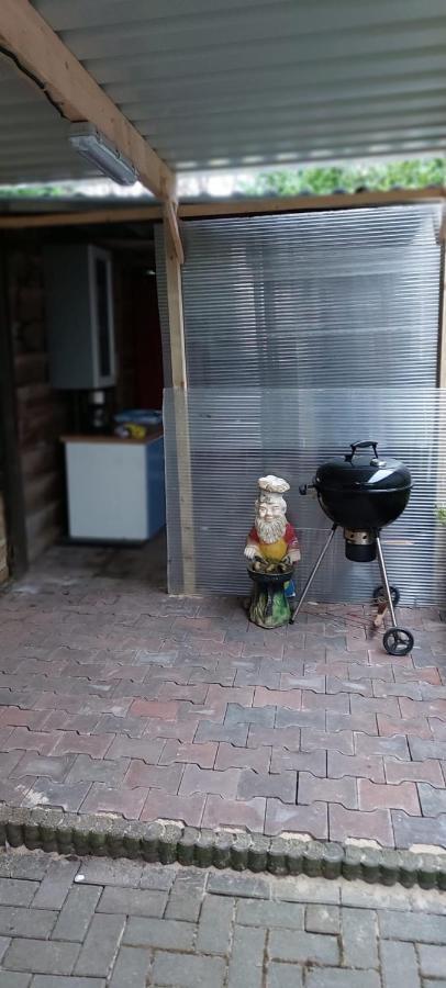 Urlaub Machen Direkt Am Irland Das Kinderparadies In Twisteden Im Grossen Garten Bei Privatleute Fur Maximal Sechs Personen Kevelaer Bagian luar foto