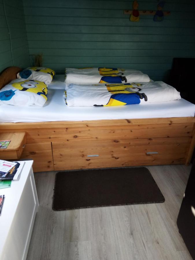 Urlaub Machen Direkt Am Irland Das Kinderparadies In Twisteden Im Grossen Garten Bei Privatleute Fur Maximal Sechs Personen Kevelaer Bagian luar foto